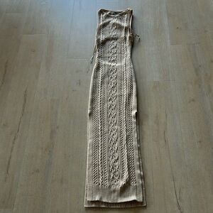 Long dress. Knitted. Beige. ASOS.